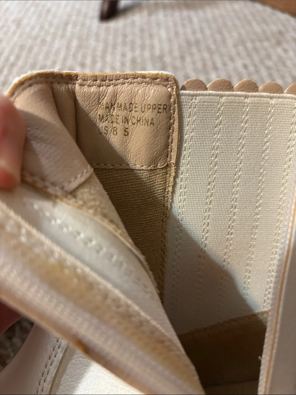 Oasis Society sz 8.5 Aubrey off-white platform panel boots